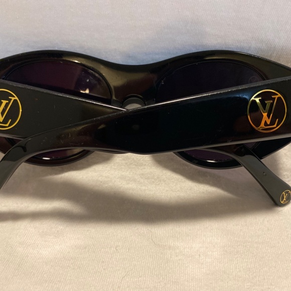 Louis Vuitton sunglasses main image 7